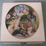 祖母･母･娘猫で帽子のお買い物　ジュエリーボックス　小物入れ