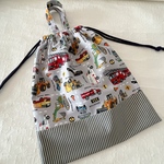 体操服入れ　車　30×35 体操着袋　入園入学　お着替え袋 巾着　体操服袋　体操着入れ　はたらく車　乗り物　働く車　消防車　パトカー　救急車