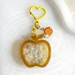 イエローアップル黄色リンゴのシャカシャカキーホルダー♡レジンキーホルダー　ミセスグリーンアップル　シェイカーキーホルダー　推し活