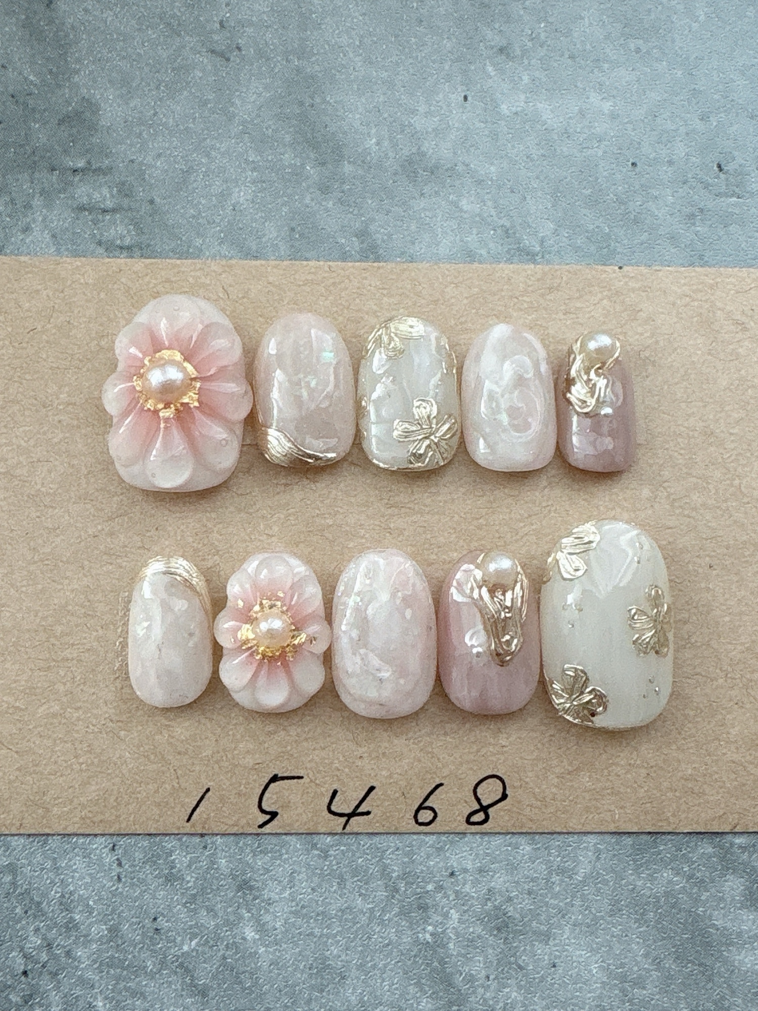ネイルチップニュアンスカフェラテくまちゃん962 - R nail | minne