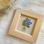 ネモフィラ　花束　ブーケ　刺繍フレーム　インテリア　置物