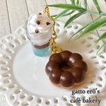 ミニチュアスイーツ　チョコポンデリングとチョコミントシェイクチャーム
