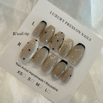 no.121 white gray🩶purumag Heart french nail ぷるマグ ハート ストーンネイル