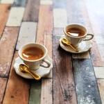 限定　シンプル 陶器みたいなミルク入り珈琲や紅茶のカップとソーサーセット(アイボリー)
