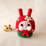 しもぶくれ赤いちごマトリョーシカ(ピンクうさぎ)羊毛フェルト