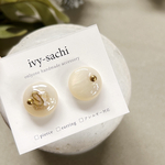 ピアス イヤリング サージカルステンレス 金属アレルギー対応 小ぶり 一粒 ワンポイント 夏 結婚式 フォーマル ホワイト プレゼント