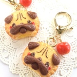 フェイクスイーツ*パグちゃん・アップルパイ・チャーム*食品サンプル・スイーツアクセサリー