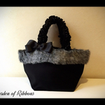 ☆再販×13☆en hiver ワイドサイズ☆mokuba☆フェイクファー☆ファーバッグ☆リボン☆カスタマイズ☆サブバッグ☆ラッフルハンドルバッグ☆