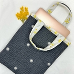 ༺ミモザ・春限定/数量限定༻ 刺繍ヌビ×ミモザ A4トートバッグ | パソコンケース・パソコンバッグ・マーガレット 大人女子 ギフト ご褒美 バッグインバッグ 軽い  【受注制作】
