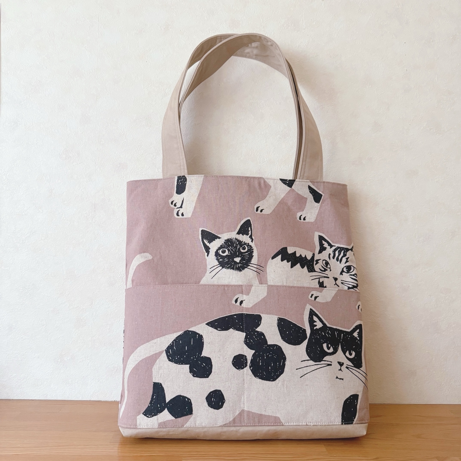 いろんなねこちゃんのトートバッグ - rukamikan屋 | minne byGMOペパボ