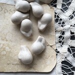 【2粒】22×15mm/マットブラウンチップ/ニュアンスドロップビーズ