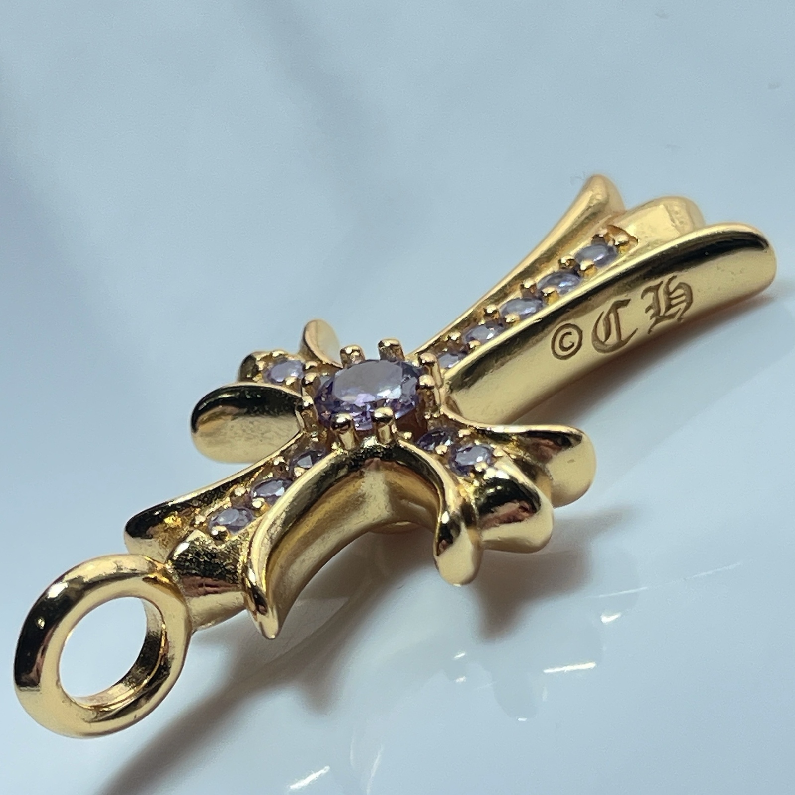 ペンダント】 ベビーファット タイニークロス ライトパープル 22k 