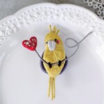 ふっくら可愛い オカメインコ（ルチノー）の刺繍ブローチ