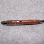 肥松（黒松）ジン　道了松　オイル仕上げ　回転式ロングパトリオットボールペン