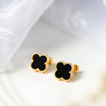 クローバー【10mm】ピアス / イヤリング ゴールド×ブラック オニキス風 四葉