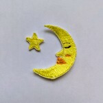 月　刺繍ワッペン