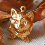 真鍮パーツ［アメリカ製］2個＊A1373＊アンティーク調　チャーム　猫　キャット　アニマル　 jewelry making supplies