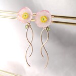 ポピーのピアス（ピンク）
