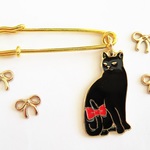 赤いリボンの黒ネコ🐈キルトピン