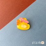 new!温泉あひるさんのブローチ