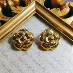 ヴィンテージ花ボタンピアス