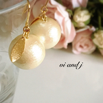 White  fruit    ピアス  キスカ色