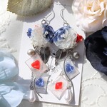 【再販】"女王の薔薇を青く染めて"　ピアス/イヤリング