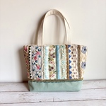 ナチュラルなインド刺繍リボンのトートバッグ【Mサイズ】