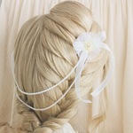 純白の花ヘッドドレス・バックカチューシャ