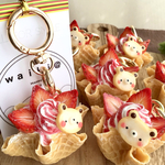 KUMA苺ワッフルボウルcharm🍓🧇🧸