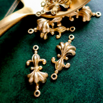 (特集掲載) ハンドメイド アクセサリーパーツ 2個 A1833 コネクター ゴールド アメリカ製真鍮パーツショップ bomul ボムル