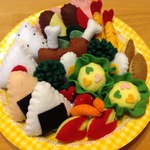 【受注生産】たっぷり遊べる**フェルトままごとセット**