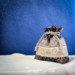 【再販】✧ Arabian Night シリーズ✧ 巾着ポーチ インド刺繍 ダマスク柄 刺繍ポーチ ホワイト