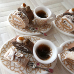 チョコとナッツのロールケーキと珈琲