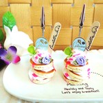 【送料込み】　魅惑のパープル　☆段々パンケーキ　メモスタンド　Ｃ　