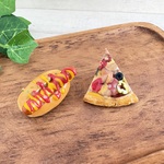 ジャンクフードのブローチたち