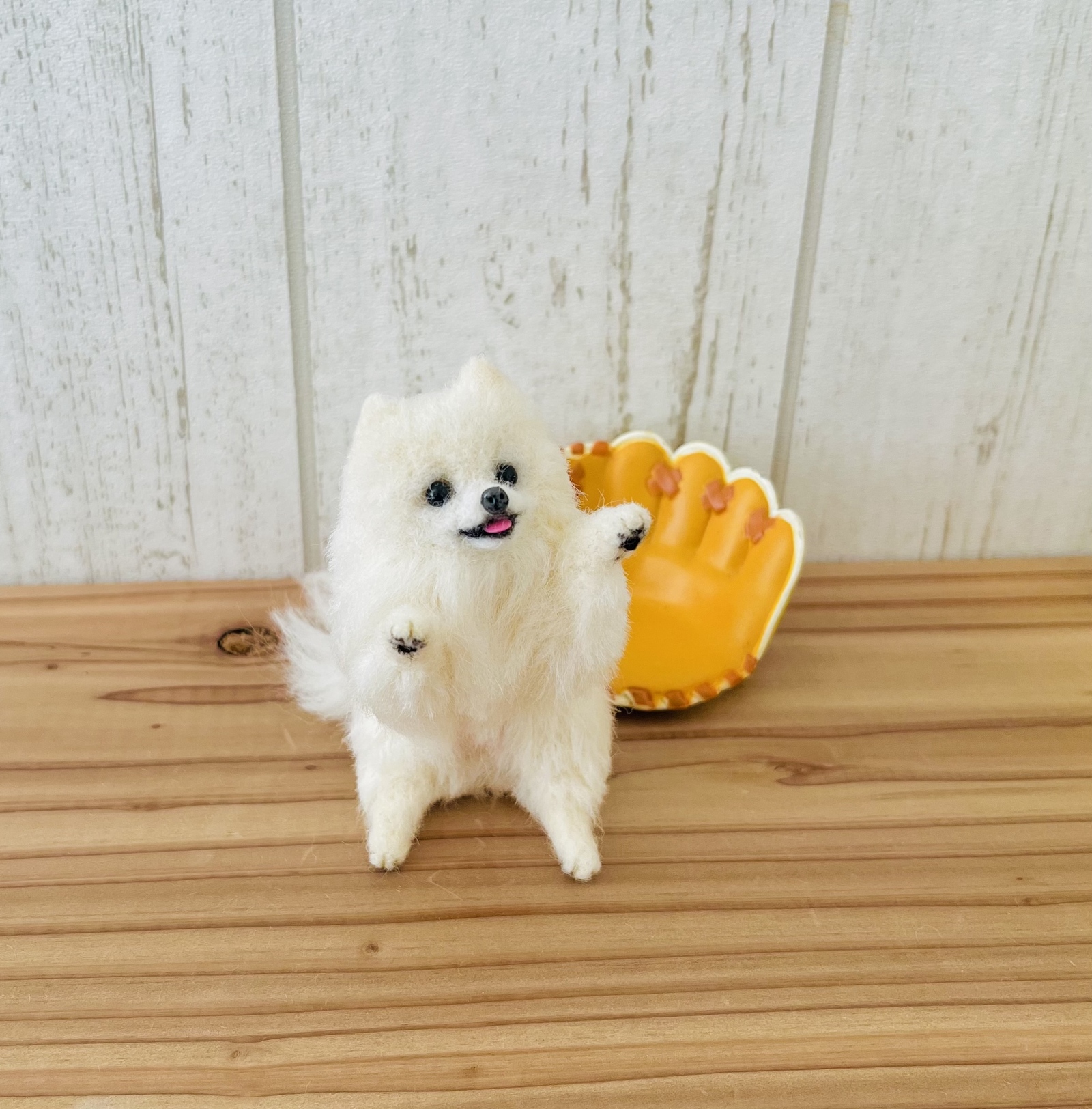 ☆手のひらサイズ 白ポメラニアン 羊毛フェルト⑦ ハンドメイド