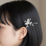シルバー　銀　ワイヤー　アメリカピン　小枝　リーフ　ワイヤー　パール　ビーズ　ヘアアクセサリー　髪飾り　ショート　ボブ　ヘアピン　和装　洋装　シンプル　小ぶり　お呼ばれ　卒業式　入学式　ヴィンテージ