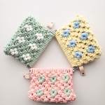 SPRING GARDEN-macrame pouch-