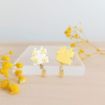 特集掲載✧ミモザのネコパズルイヤリング/ピアス.　猫 ねこ黄