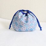 巾着袋・お弁当袋にもなる保冷シート付き♡（モロッカン柄）