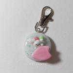 粘土キーホルダー𓈒𓋜桜のおふとんでおやすみなさい🌸(^っ ̫ _^)ᶻ𝗓