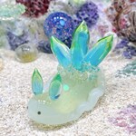 Uo811［クォーツ］宇宙を宿すガラスのウミウシ
