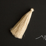 2個 タッセル ベージュ色 大 (10cm ~ 11cm) 素材 材料 パーツ 木綿糸 フリンジ シャンパン