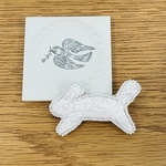 ☆再入荷☆⚮̈ミナペルホネン ハンドメイド⚮̈ run run runビーズ刺繍ブローチ