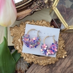 《wreath》aurora purple お花スパンコールのフープピアス ／イヤリング