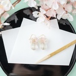 春綻ぶ　刺繍糸で作る、桜のピアス・イヤリング
