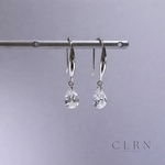 【シルバー925 CZ AAAAAダイヤの揺れるピアス】一粒 / ティアドロップ・雫 / 小ぶり / 大人シンプルピアス / シルバーピアス/ 金属アレルギー対応 /アクセサリー / フォーマル天然石