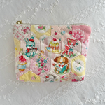topaz*ハンドメイド⭐︎ポケットティッシュケース付き　パッチワークポーチレトロアニマルA