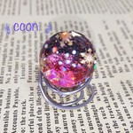 唐紅色の宝石  球体の中の雪景色ﾈｯｸﾚｽ